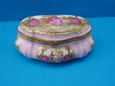 Scatola in porcellana. cod. N 504