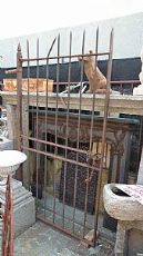 cancello antico un'anta epoca 800 in ferro