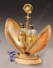 Necessaire per profumi in madreperla e bronzo dorato - XIX secolo