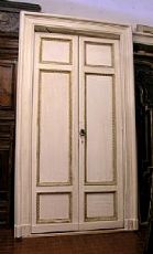ptl258 due porte a due ante laccate  avorio e oro mis.max 140x252