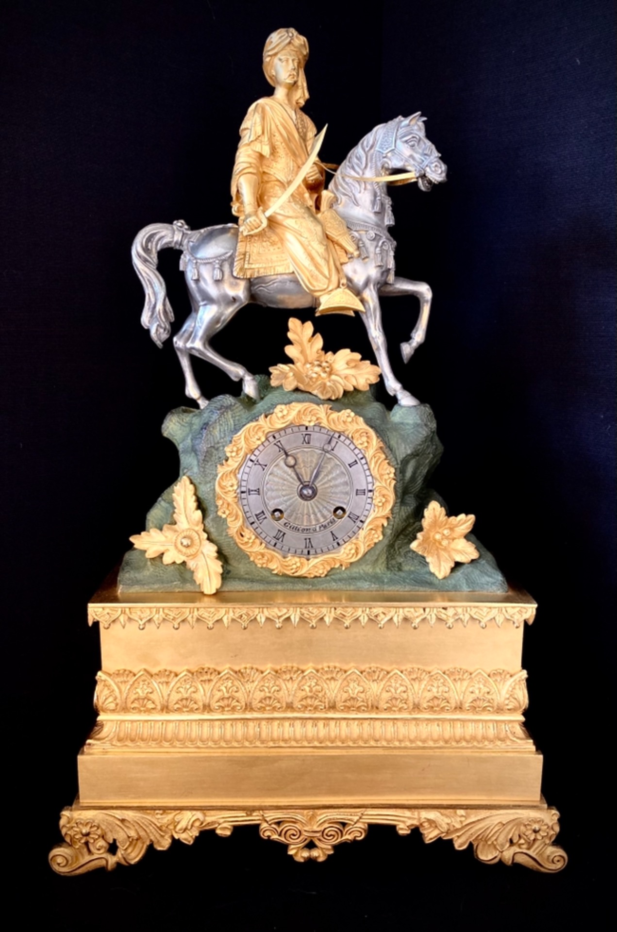 Orologio a pendolo parigina in bronzo policroma primo '800 | Antiquariato  su Anticoantico